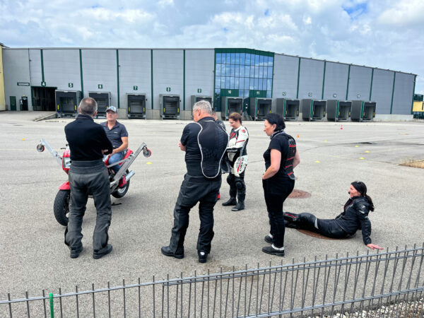 Schräglage A-Training – Gruppe (5-8 Pers.) – Bild 3