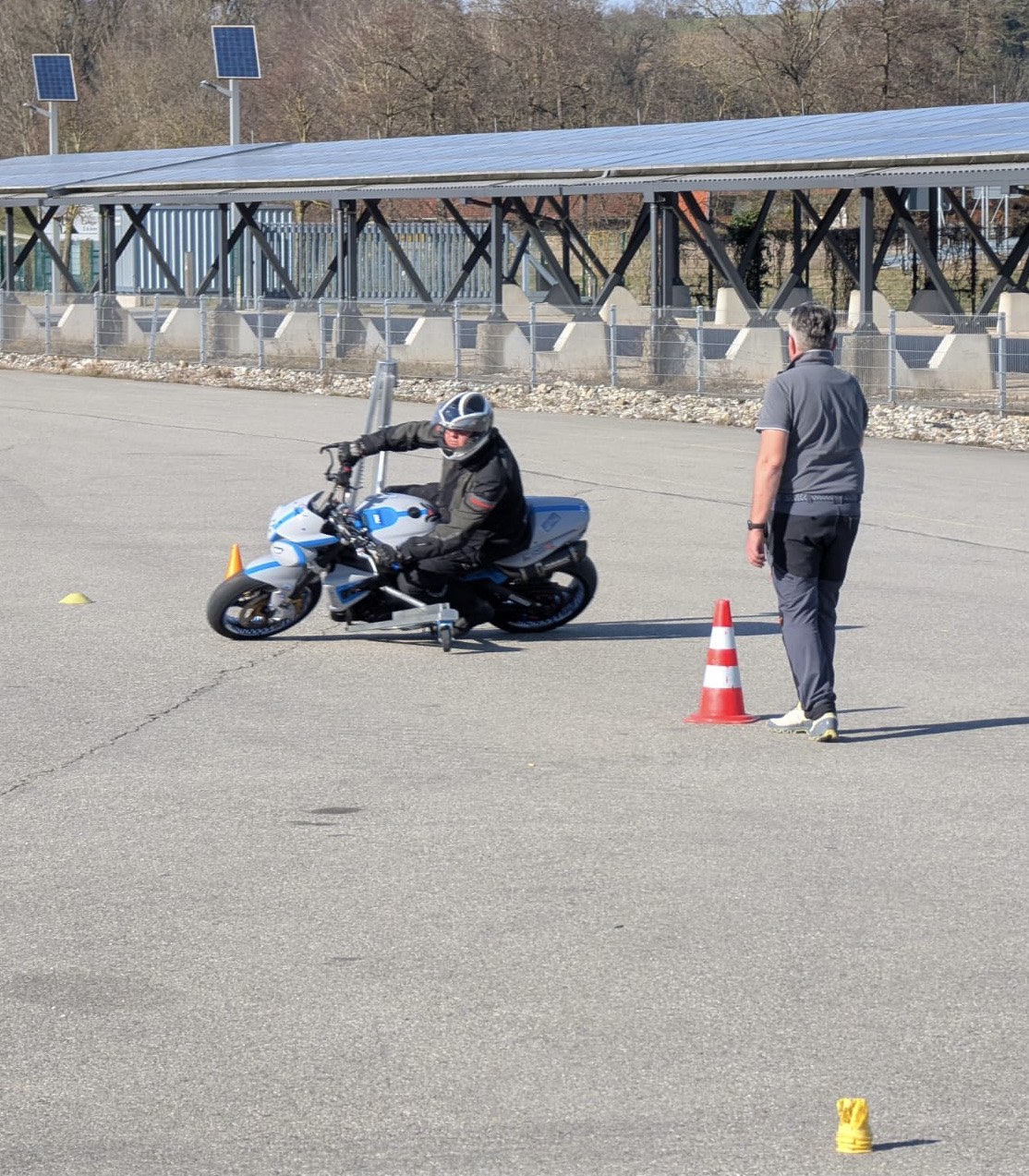 Schräglage: A-Training – Bild 4